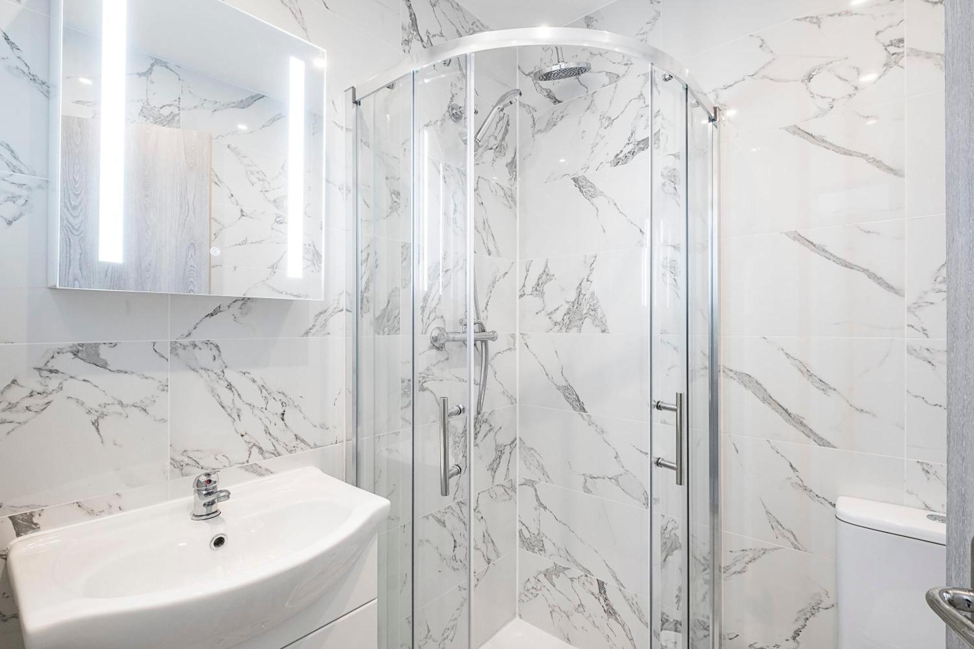 Victorian Beauty With Private Toilet And Shower Near Tube Station Londres Exterior foto